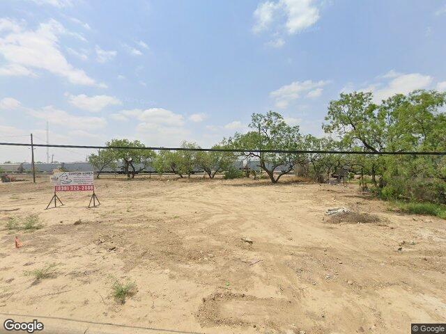 1082 kifuri st, eagle pass,  TX 78852