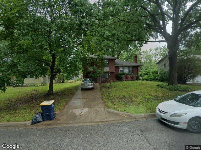 9316 richmond ave, kansas city,  MO 64138