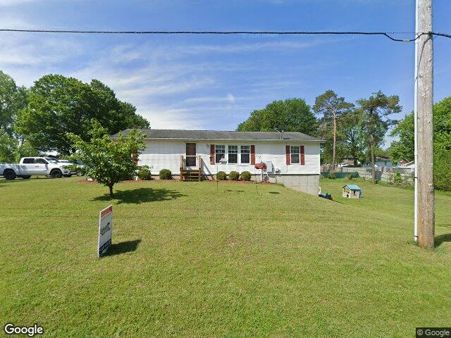 104 seneca, decatur,  MI 49045