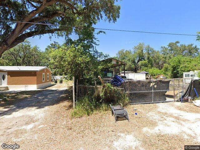 5066 co rd 165, wildwood,  FL 34785