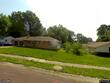 7413 hedges ave, raytown,  MO 64133