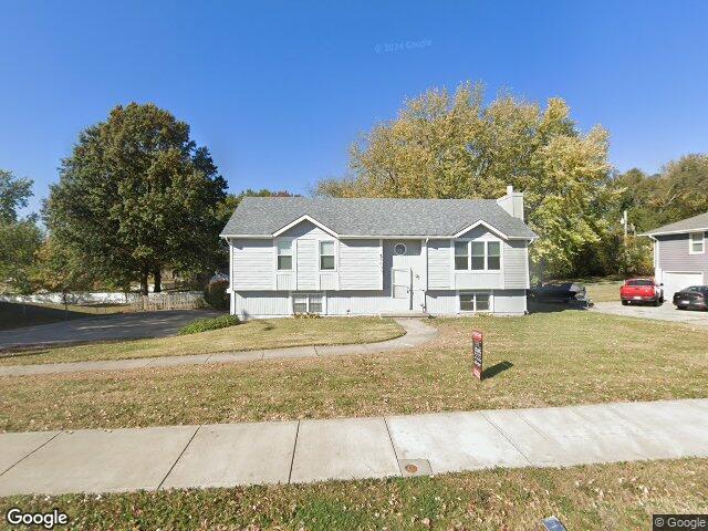 10600 n oak trafficway, kansas city,  MO 64155