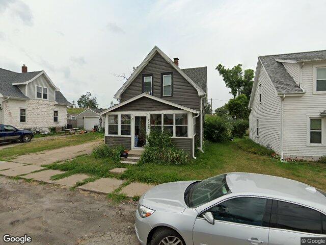 1806 m st sw, cedar rapids,  IA 52404