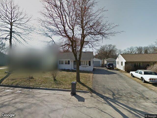 3740 f ave ne, cedar rapids,  IA 52402