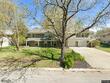 912 w 98th st, kansas city,  MO 64114