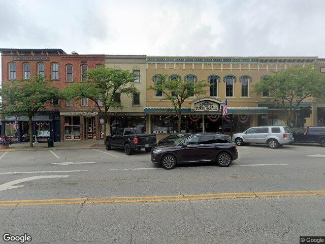 23 s court st, medina,  OH 44256