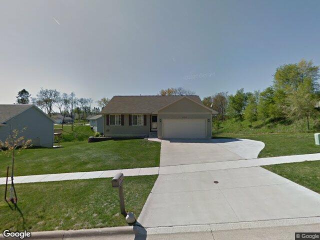 1716 23rd st sw, cedar rapids,  IA 52404