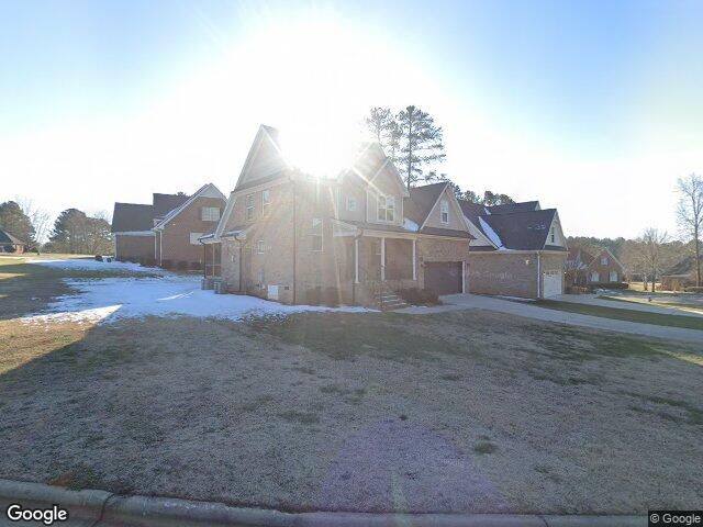 407 eagle ct, henderson,  NC 27536