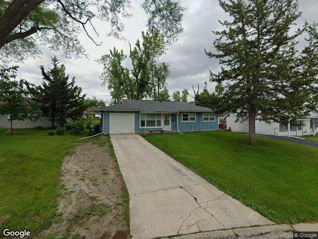 4819 ford ave nw, cedar rapids,  IA 52405