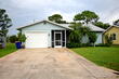5588 se avalon dr, stuart,  FL 34997