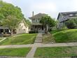 37 e 53rd st, kansas city,  MO 64112