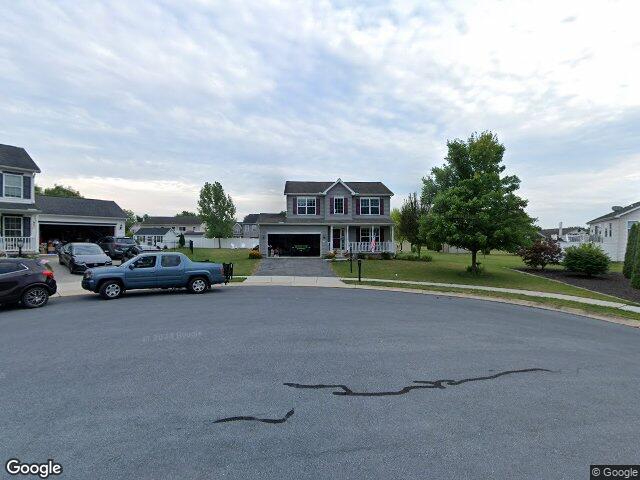 43 oak crest ct, hanover,  PA 17331