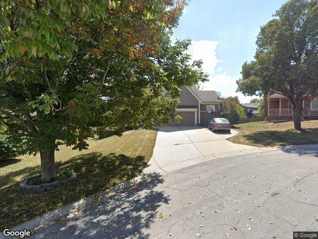 2621 sw 10th st, lees summit,  MO 64081
