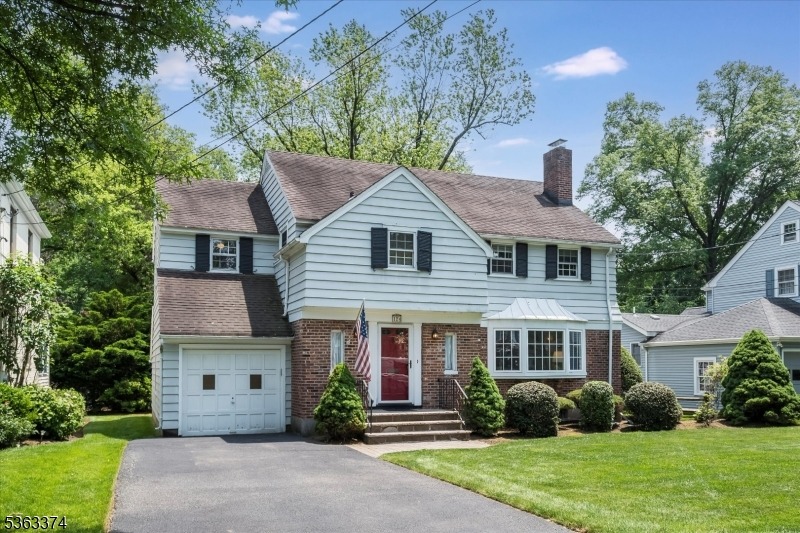 124 central ave, glen rock,  NJ 07452