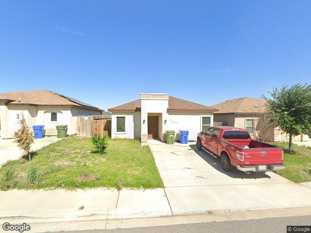 5707 moses loop, laredo,  TX 78046