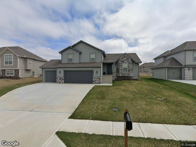 10815 n tracy ave, kansas city,  MO 64155