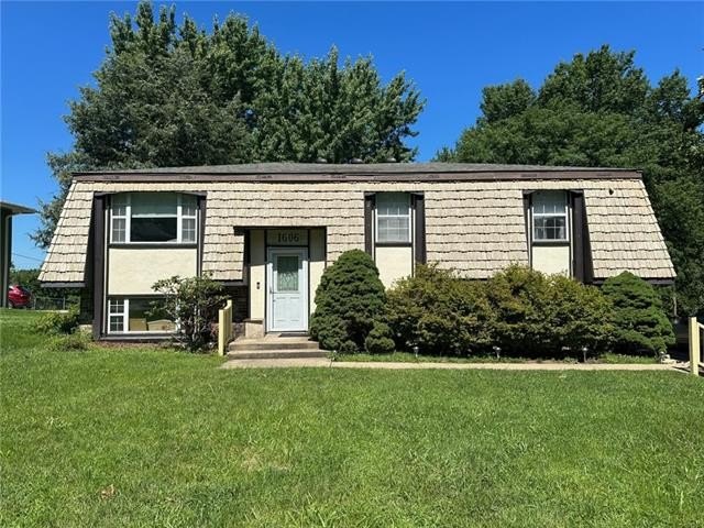 1606 nw 66th st, kansas city,  MO 64118