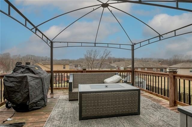 8403 ne 115th ter, kansas city,  MO 64157