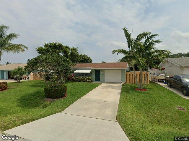 2038 se monroe st, stuart,  FL 34997