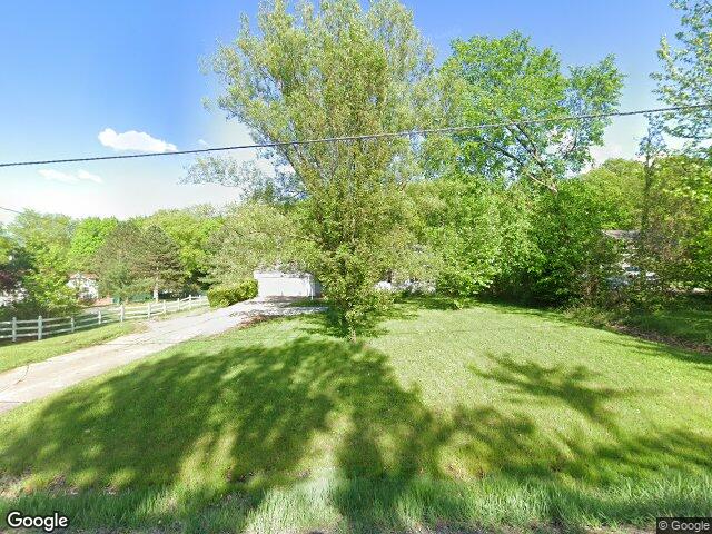 1893 ridge rd, hinckley,  OH 44233