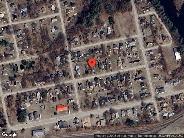 34 henderson st, brownville,  ME 04414