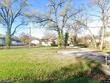 5330 nw waukomis dr, kansas city,  MO 64151