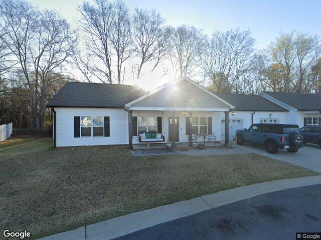 35 kevior ave, four oaks,  NC 27524