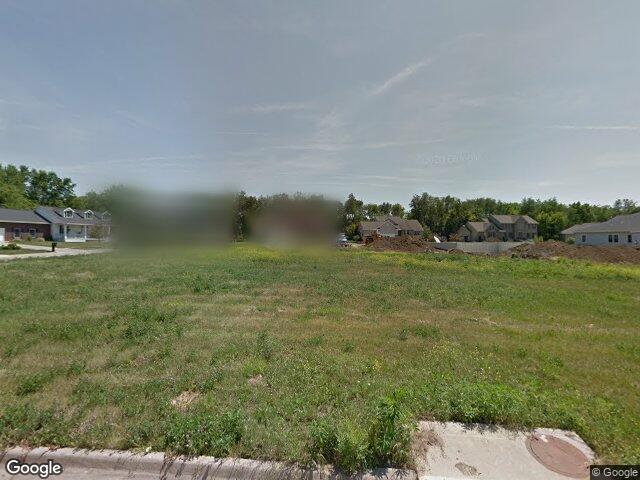 315 wolfe ln ne # b
                                ,Unit # B, mount vernon,  IA 52314