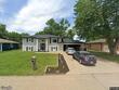 426 venus ave, salina,  KS 67401