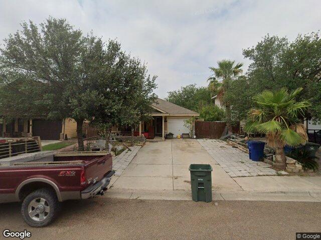 17414 college port dr, laredo,  TX 78045