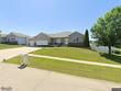 439 sunset dr, fairfax,  IA 52228