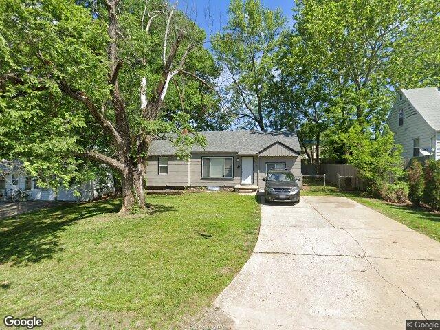 9904 e 60th ter, raytown,  MO 64133