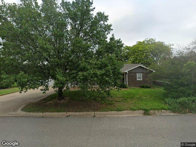 2537 argonne dr, salina,  KS 67401