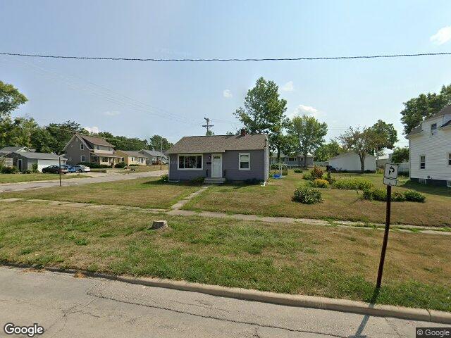 1060 17th st ne, cedar rapids,  IA 52402