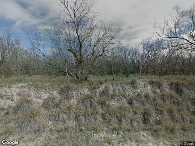 658 riverside dr, eagle pass,  TX 78852