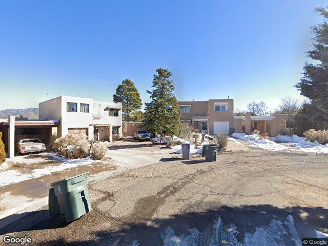 2702 plazuela serena, santa fe,  NM 87505