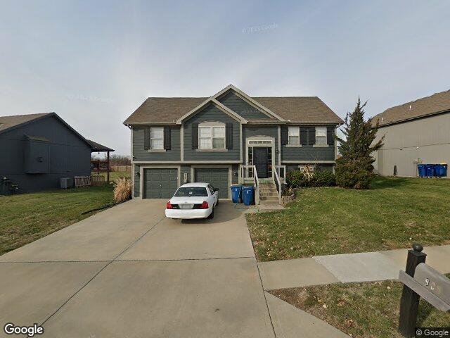 908 n birch st, kearney,  MO 64060