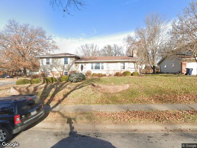 1504 ne 51st st, kansas city,  MO 64118