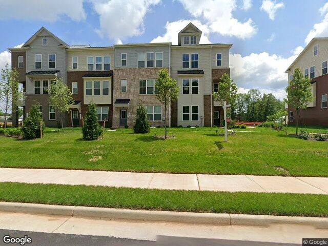 10157 queens way, manassas,  VA 20110