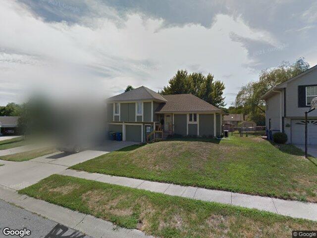 2010 camille ct, liberty,  MO 64068