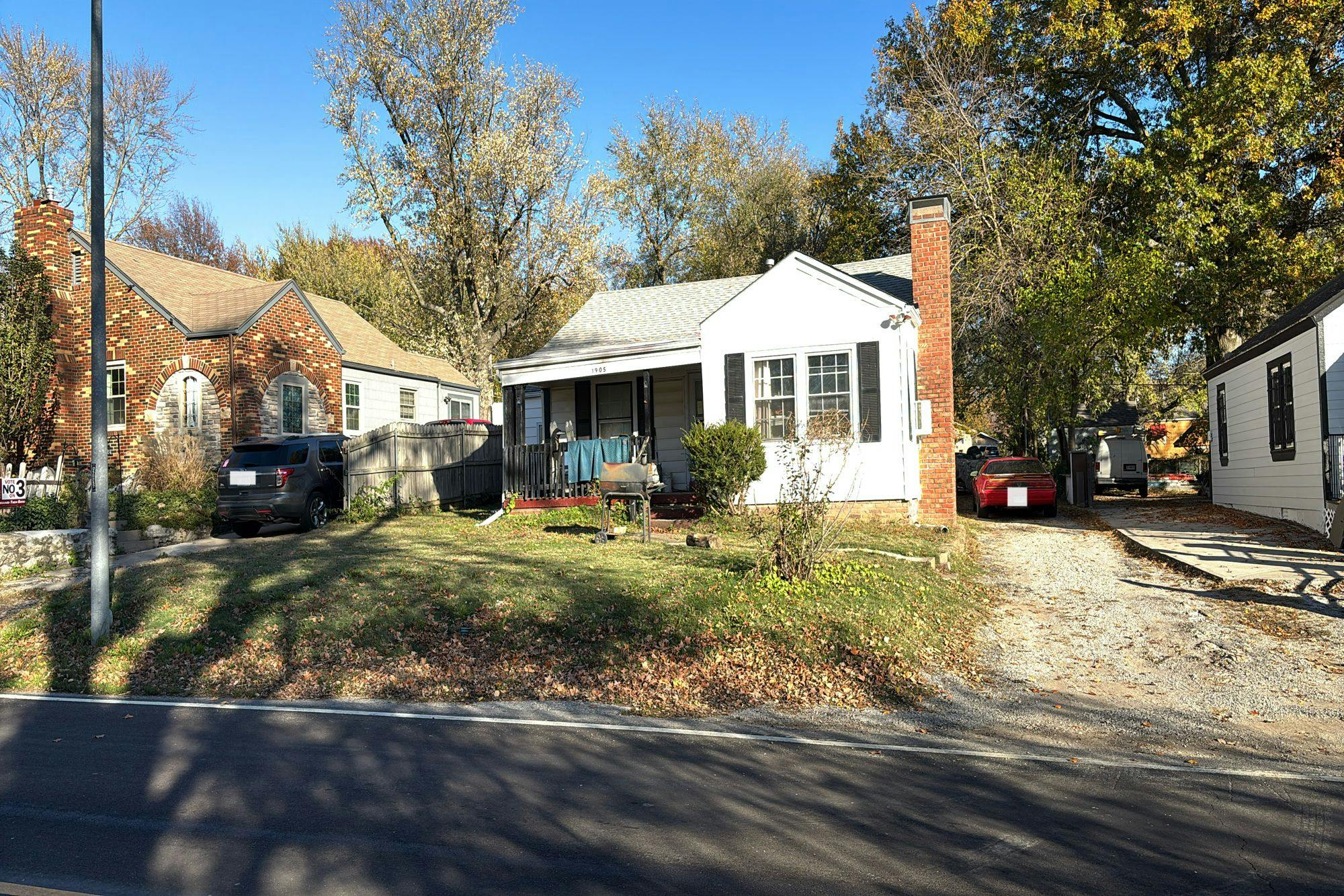 1905 s maywood ave, independence,  MO 64052
