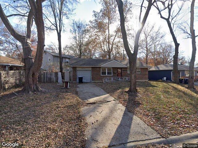 1801 ne 51st ter, kansas city,  MO 64118