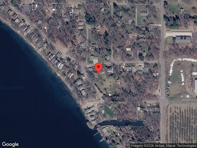 66233 lakeshore dr, dowagiac,  MI 49047