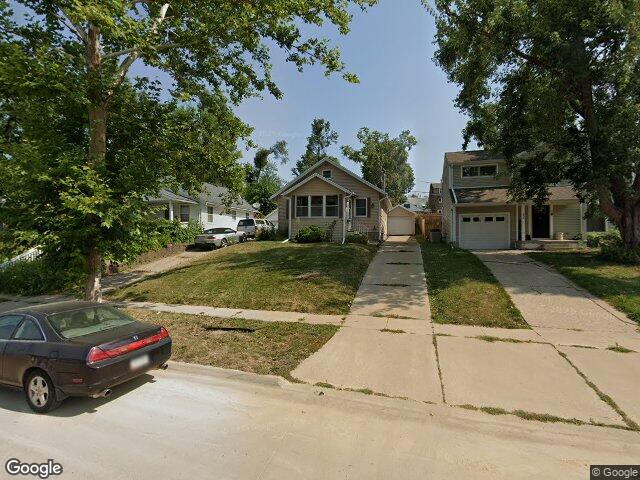 336 21st st ne, cedar rapids,  IA 52402