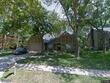 8201 n oregon dr, kansas city,  MO 64151