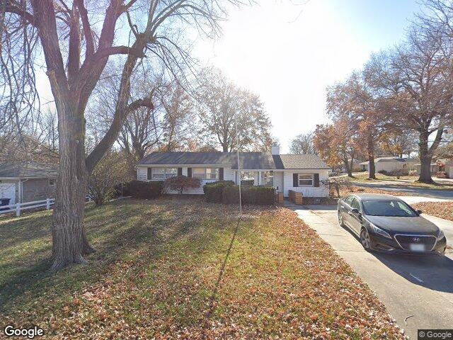 801 ne 61st st, kansas city,  MO 64118