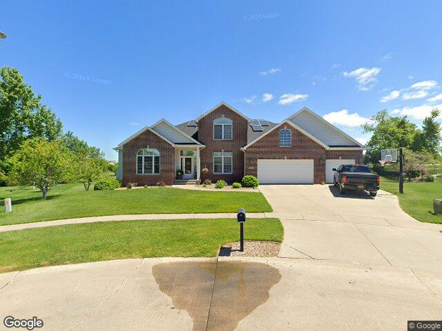 4612 chestnut ridge ct ne, cedar rapids,  IA 52411