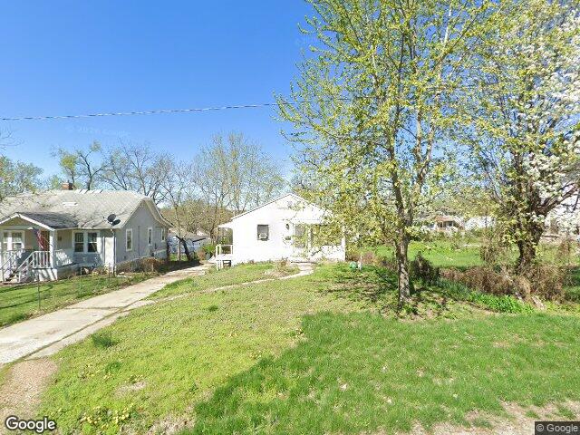 8516 highland ave, kansas city,  MO 64131