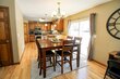 318 crestview dr, center point,  IA 52213