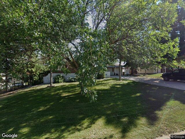 2017 ida mae ct, minot,  ND 58703
